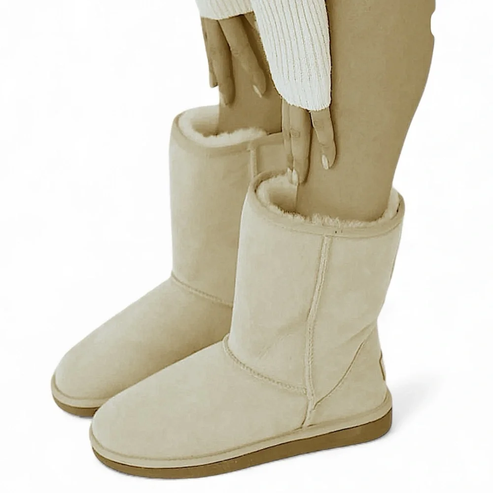 UGG Classic Short Suede Water Repellent Genuine Leather Suede Boots Size 7 Y2K